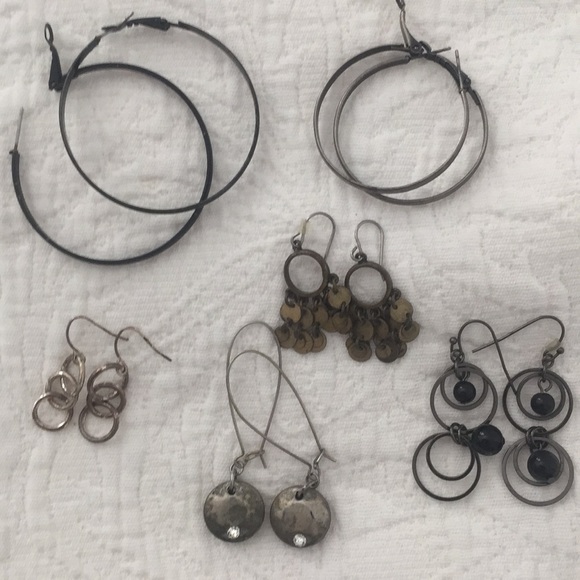 Earrings for pierced ears - Picture 1 of 5
